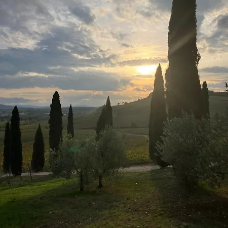 Casale Dello Sparviero Farm stay *