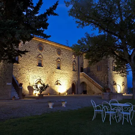 Casale Dello Sparviero Feriegård *