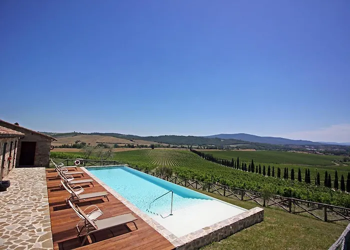 Casale Dello Sparviero ファームステイ *